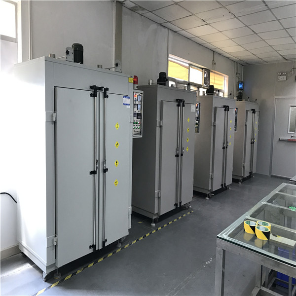 電熱鼓風(fēng)干燥箱外形圖